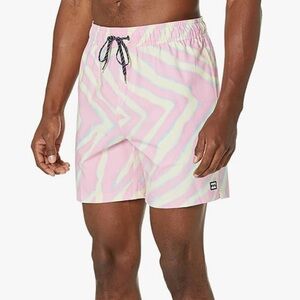 NEW Billabong Men's 17 Inch Outseam Size: S
